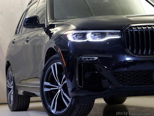 2021 BMW X7 M50i