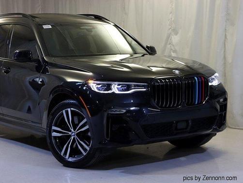 2021 BMW X7 M50i
