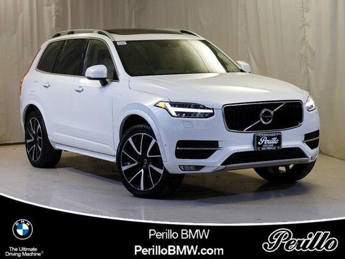 2018 Volvo XC90 T6 Momentum