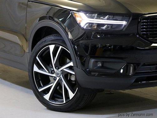 2021 Volvo XC40 T5 R-Design