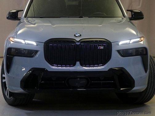 2024 BMW X7 M60i