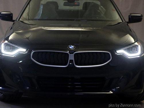 2025 BMW 230 i xDrive