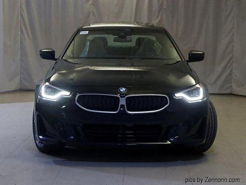 2025 BMW 230 i xDrive