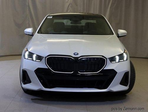 2026 BMW 550e xDrive