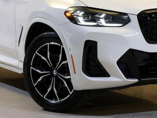 2023 BMW X4 xDrive30i