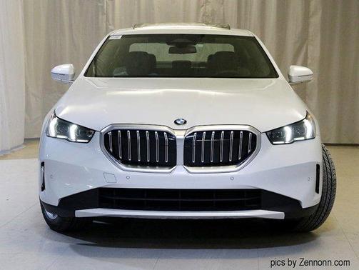 2025 BMW 530 i xDrive