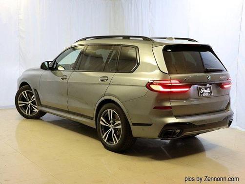 2026 BMW X7 M60i