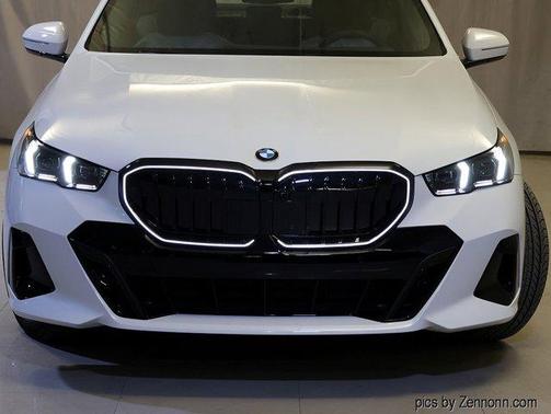 2026 BMW 530 i xDrive