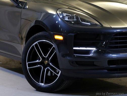 2020 Porsche Macan Base