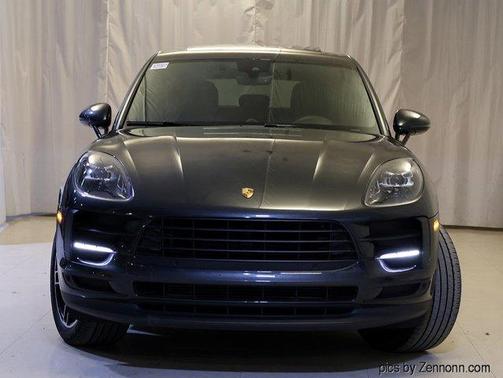 2020 Porsche Macan Base