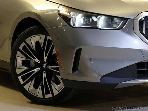 2026 BMW 530 i xDrive