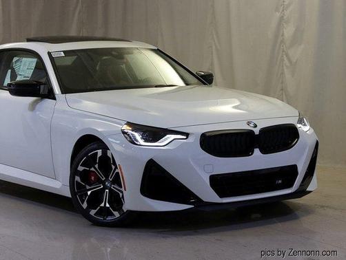 2025 BMW M240 i xDrive