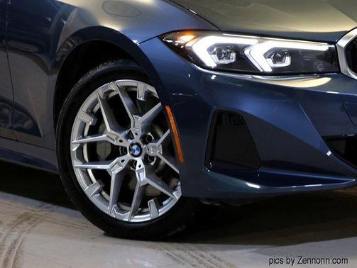 2025 BMW 330 i xDrive