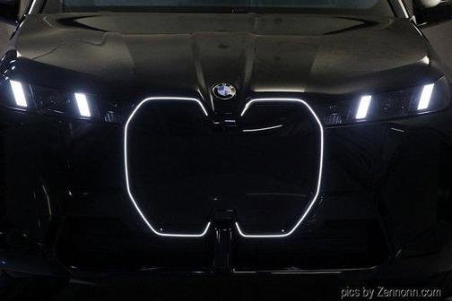 2026 BMW iX xDrive45