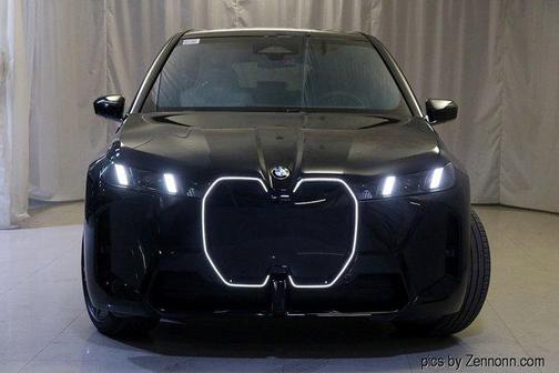 2026 BMW iX xDrive45