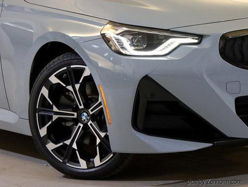 2025 BMW 230 i xDrive