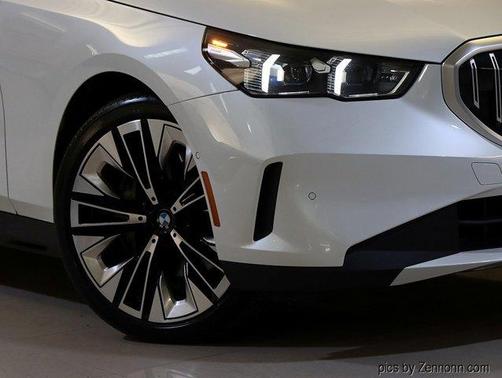 2024 BMW 540 i xDrive