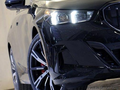 2026 BMW 530 i xDrive