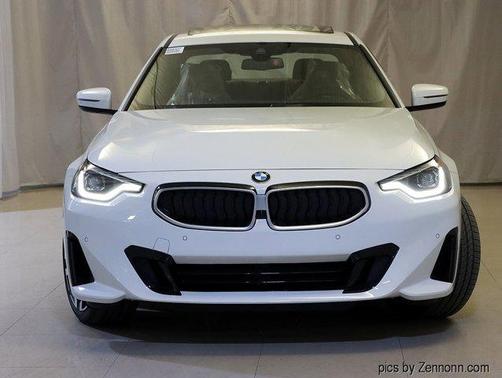 2025 BMW 230 i xDrive