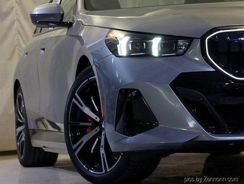 2026 BMW 550e xDrive