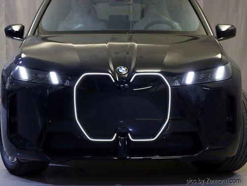 2026 BMW iX xDrive45