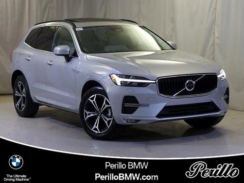 2022 Volvo XC60 B5 Momentum