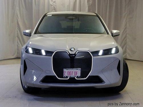 2026 BMW iX xDrive45