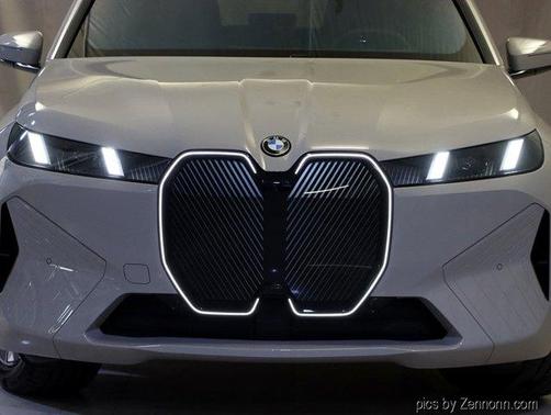 2026 BMW iX xDrive45