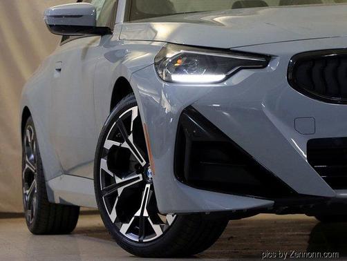 2025 BMW 230 i xDrive