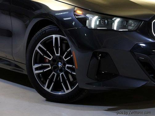 2026 BMW 530 i xDrive