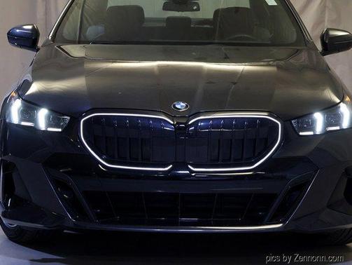 2026 BMW 530 i xDrive