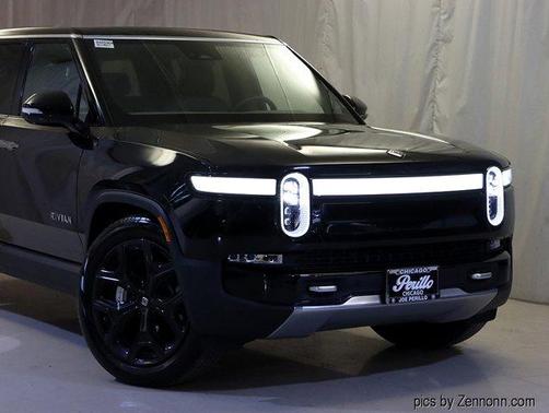 2023 Rivian R1S Adventure