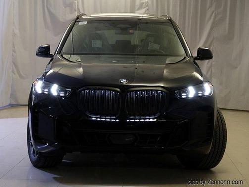 Carbon Black Metallic 2026 BMW X5 xDrive40i