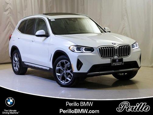 Mineral White Metallic 2024 BMW X3 xDrive30i