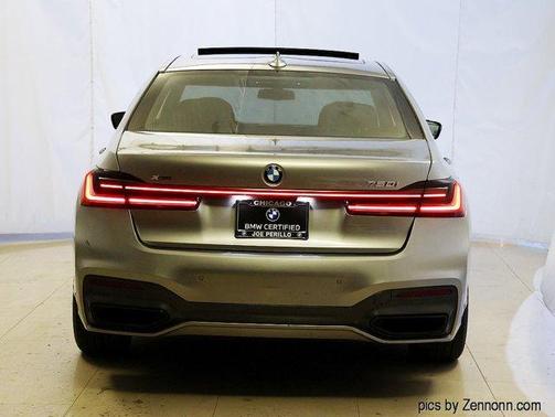 Donington Gray Metallic 2022 BMW 750 i xDrive