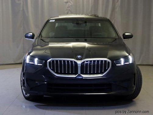 2025 BMW 540 i xDrive