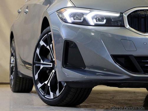 2025 BMW 330 i xDrive