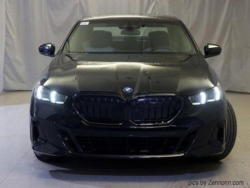 2026 BMW 550e xDrive