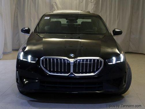 2025 BMW 540 i xDrive