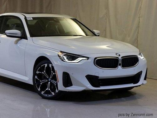 2025 BMW 230 i xDrive
