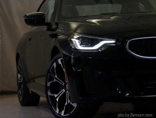 2025 BMW 230 i xDrive