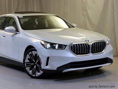 2025 BMW 540 i xDrive