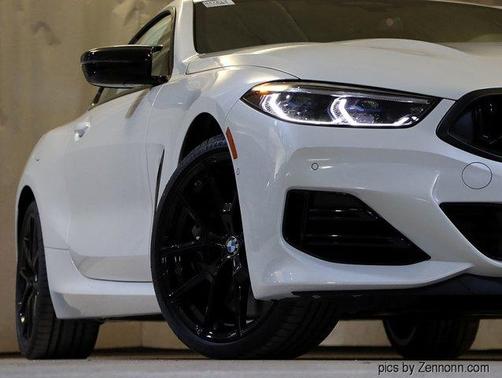 2025 BMW M850 i xDrive