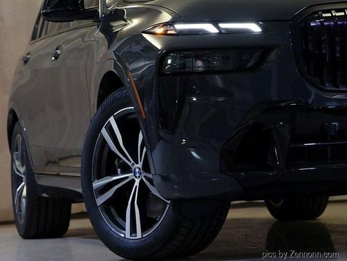 2026 BMW X7 M60i
