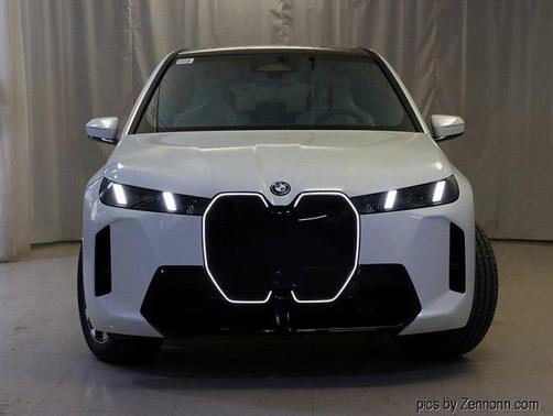 2026 BMW iX xDrive60