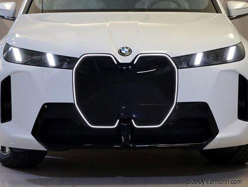 2026 BMW iX xDrive60