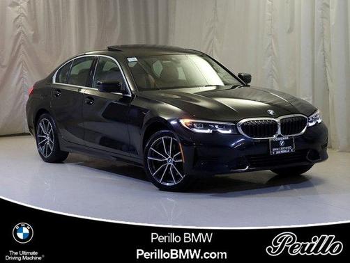 2022 BMW 330 i xDrive