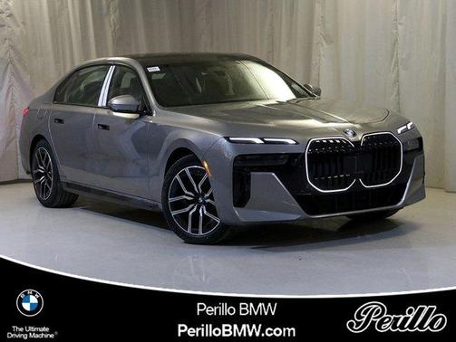 2025 BMW 760 760i xDrive