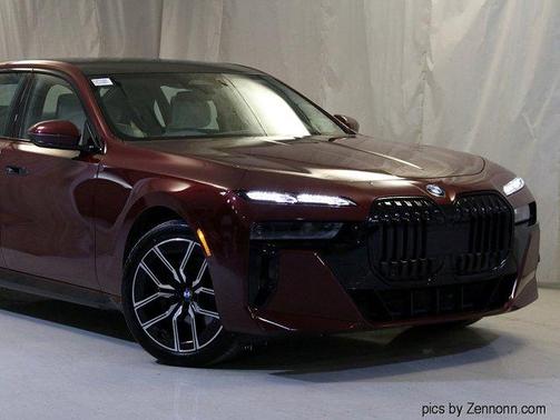 2024 BMW 760 760i xDrive