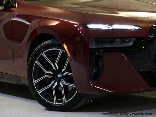 2024 BMW 760 760i xDrive